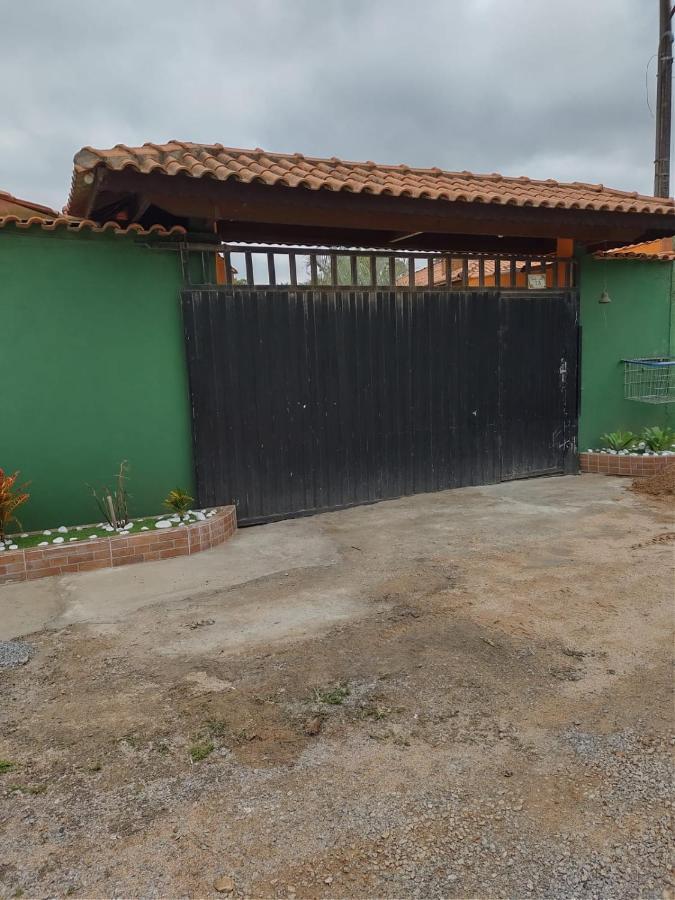 Chacara Bella Vida Com Piscina Churrasqueira Salao De Festas Fogao A Lenha Quadra อาราซาริกัวมา ภายนอก รูปภาพ